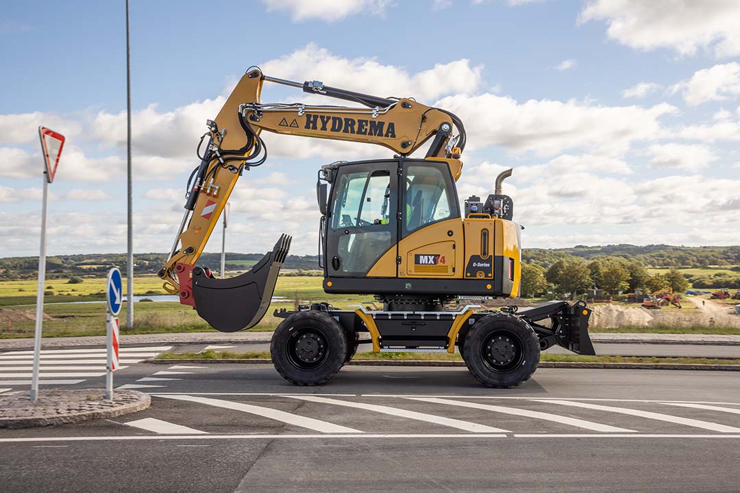 MX14G Left Side View Transport