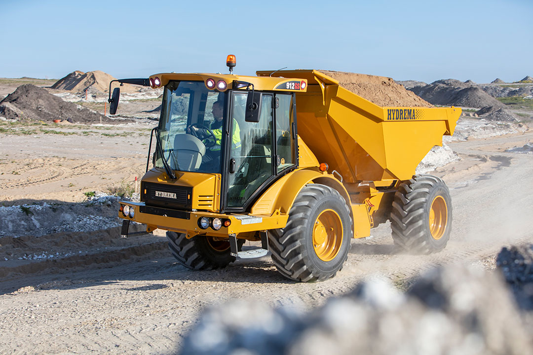 what is a dump truck